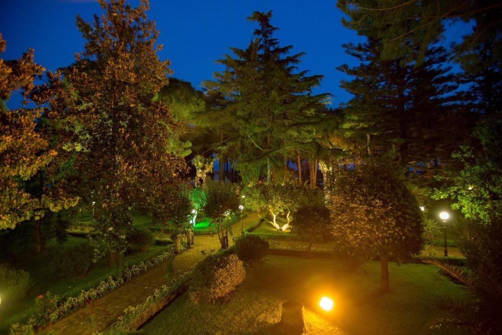 Resort Villa Antica Éboli Exterior foto
