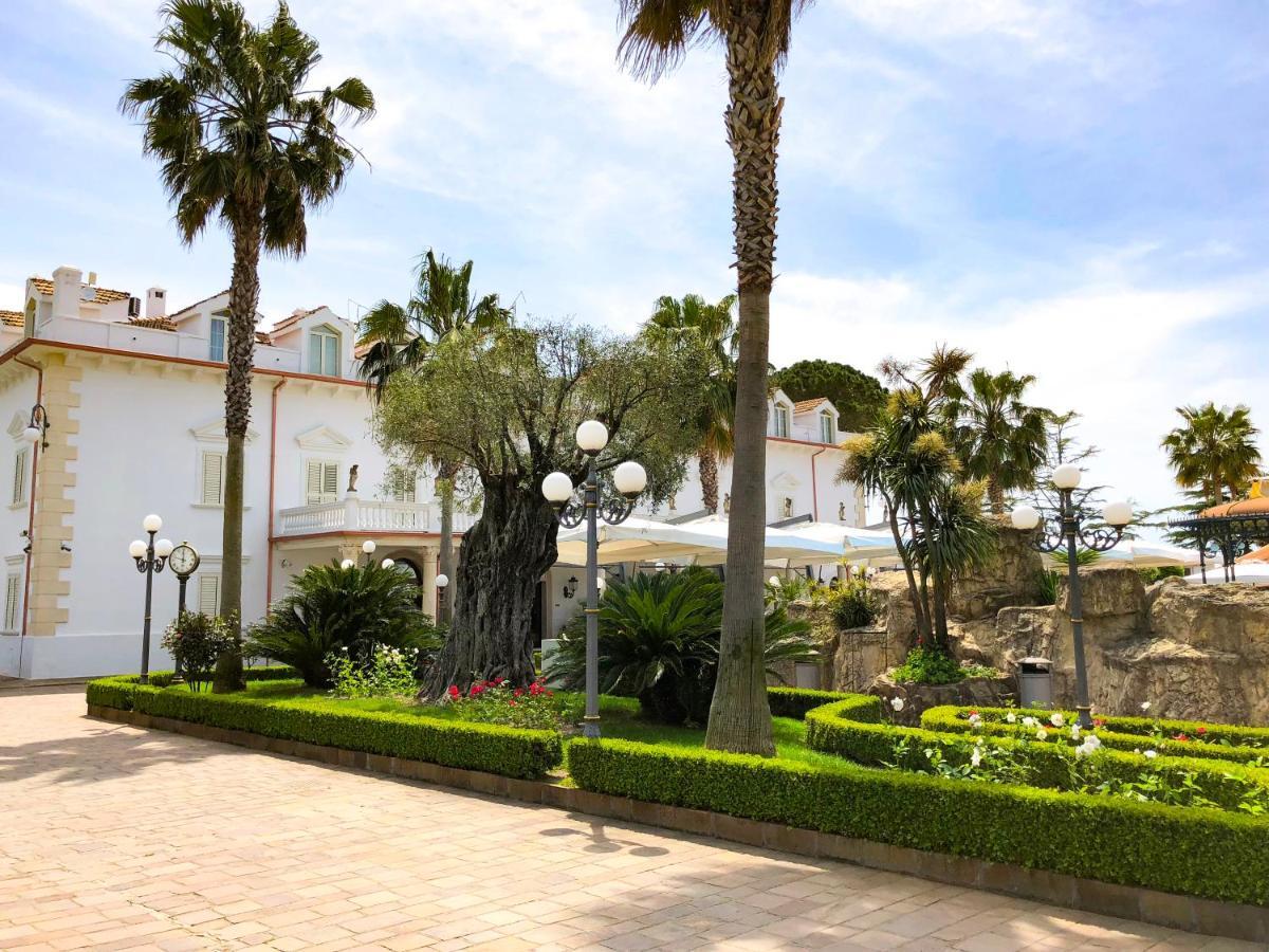 Resort Villa Antica Éboli Exterior foto